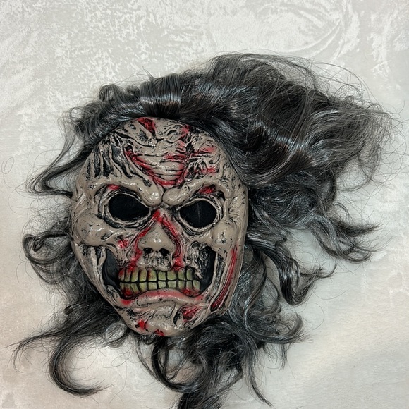 Easter Unlimited Rubber Zombie Skull Ghoul Mask - Picture 9 of 10